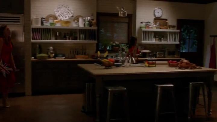Charmed-Online-dot-net_Mistresses1x06Payback2214.jpg