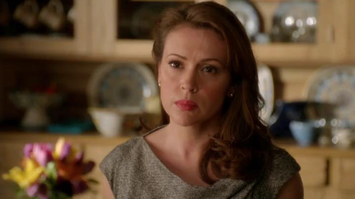 Charmed-Online-dot-net_Mistresses1x07AllIn2281.jpg