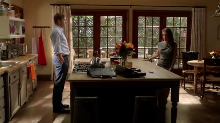 Charmed-Online-dot-net_Mistresses1x07AllIn2301.jpg