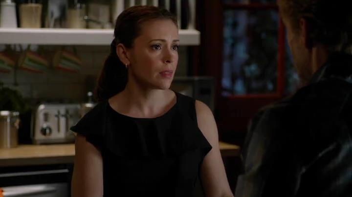 Charmed-Online-dot-net_Mistresses1x08Ultimatum1676.jpg