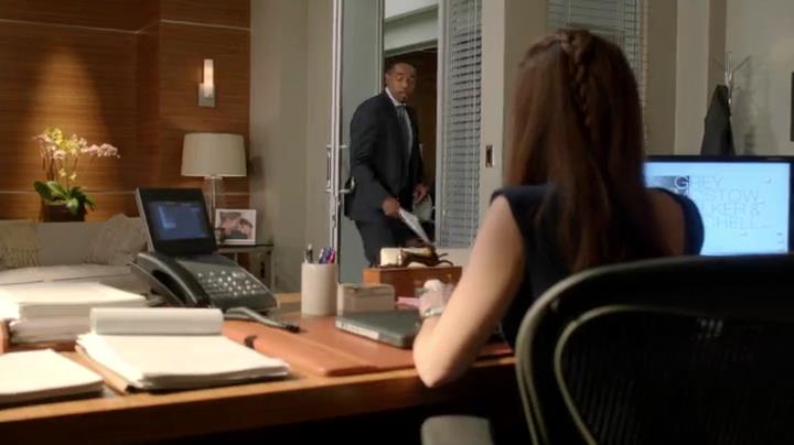 Charmed-Online-dot-net_Mistresses1x09GuessWhosComingtoDinner0387.jpg