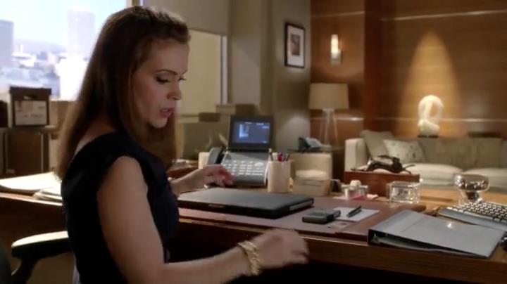 Charmed-Online-dot-net_Mistresses1x09GuessWhosComingtoDinner0486.jpg