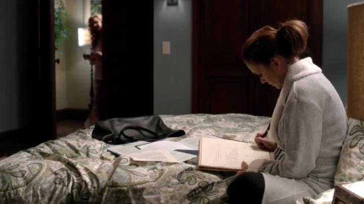 Charmed-Online-dot-net_Mistresses1x09GuessWhosComingtoDinner1036.jpg