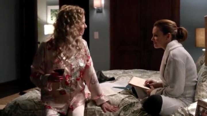 Charmed-Online-dot-net_Mistresses1x09GuessWhosComingtoDinner1129.jpg