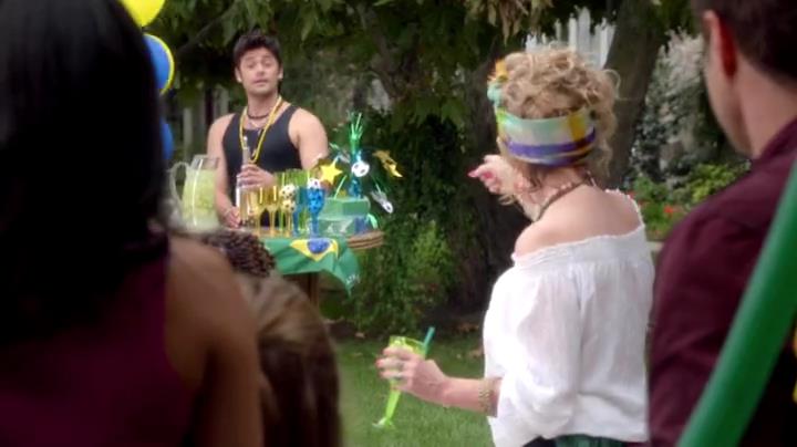 Charmed-Online-dot-net_Mistresses1x09GuessWhosComingtoDinner1297.jpg