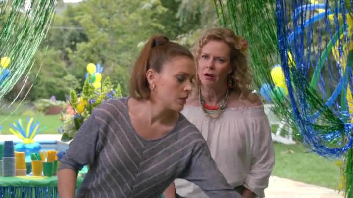 Charmed-Online-dot-net_Mistresses1x09GuessWhosComingtoDinner1775.jpg