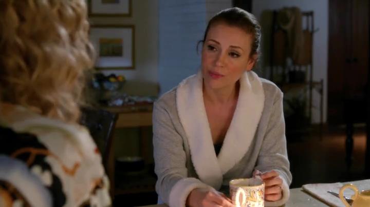 Charmed-Online-dot-net_Mistresses1x09GuessWhosComingtoDinner2014.jpg