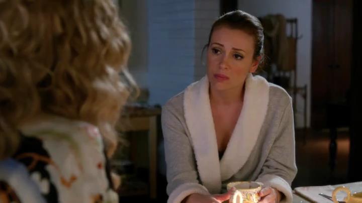 Charmed-Online-dot-net_Mistresses1x09GuessWhosComingtoDinner2045.jpg
