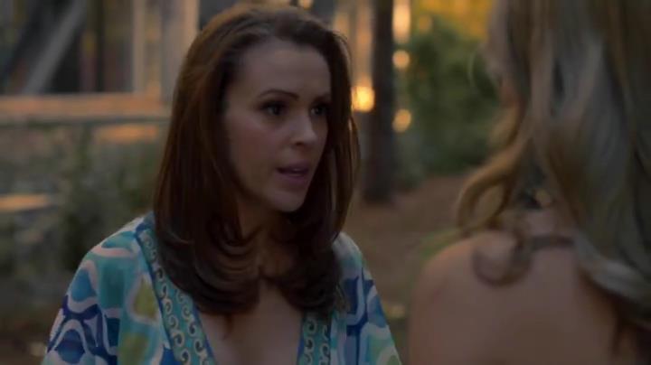 Charmed-Online-dot-net_Mistresses1x13IChooseYou0818.jpg