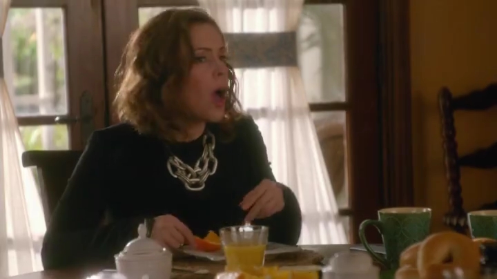 Charmed-Online-dot-net_Mistresses2x02-2109.jpg