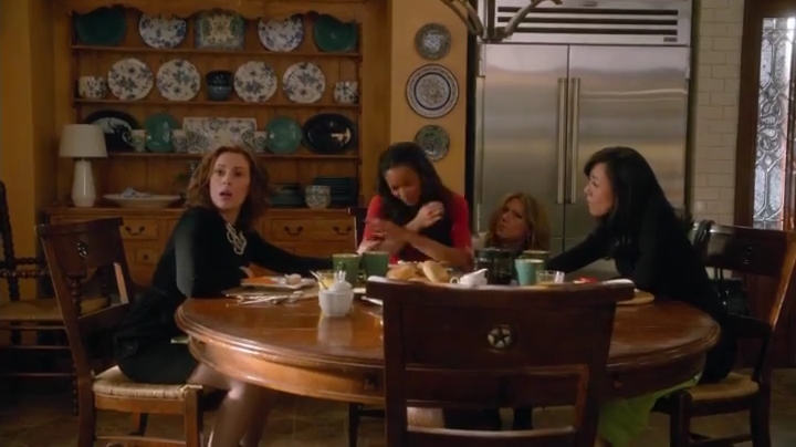 Charmed-Online-dot-net_Mistresses2x02-2148.jpg