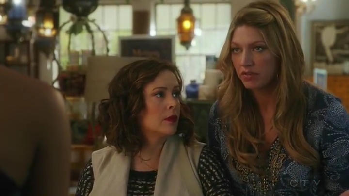 Charmed-Online-dot-net_Mistresses2x09-0100.jpg