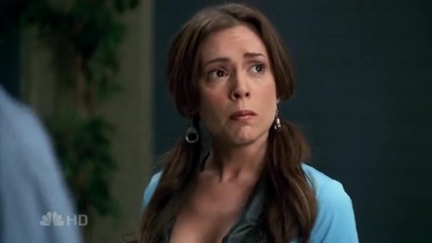 Charmed-Online-dot-net_MyNameIsEarl-3x07-0240.jpg
