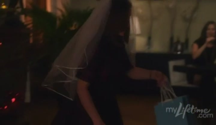 Charmed-Online-dot-net_SundaysAtTiffanys0031.jpg