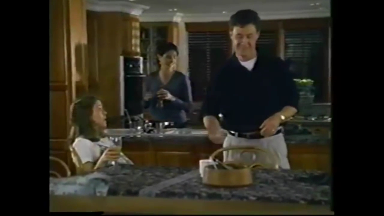 Charmed-Online-dot-NL_TheSurrogate1282.jpg