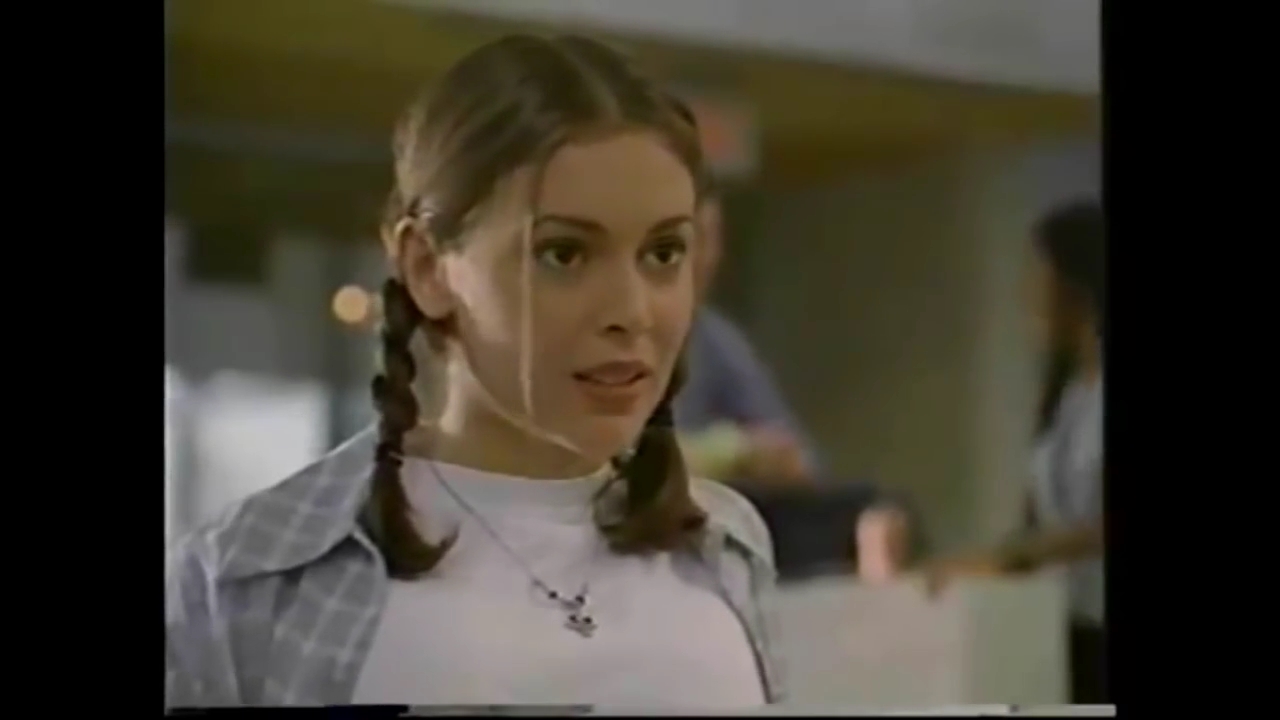 Charmed-Online-dot-NL_TheSurrogate1493.jpg