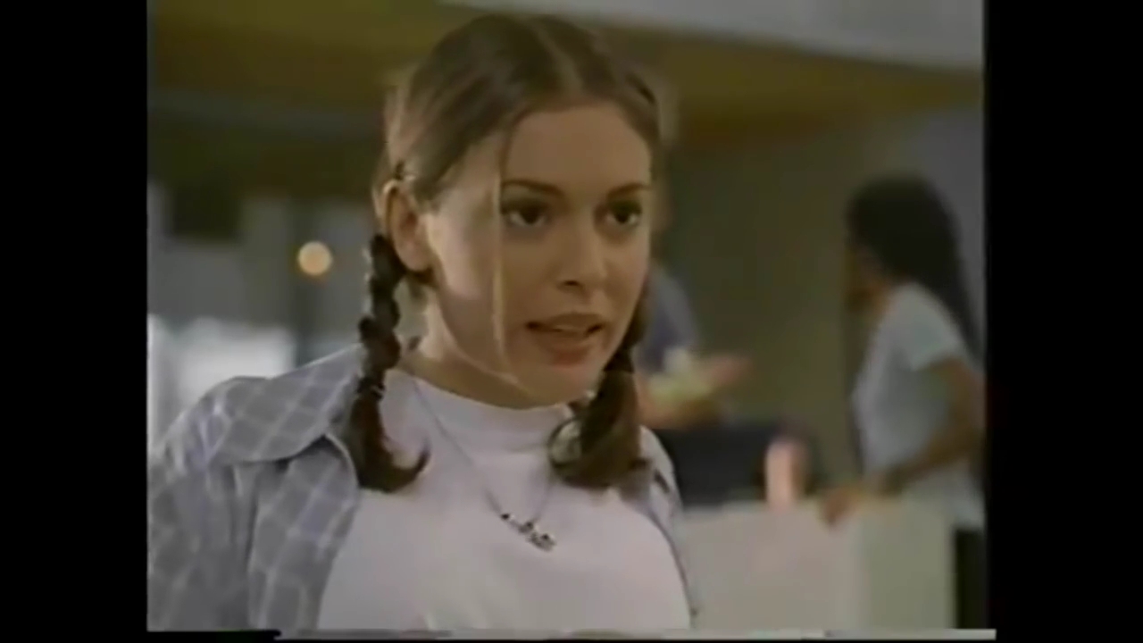 Charmed-Online-dot-NL_TheSurrogate1496.jpg