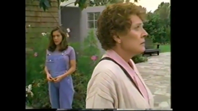 Charmed-Online-dot-NL_TheSurrogate1970.jpg