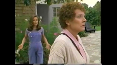 Charmed-Online-dot-NL_TheSurrogate1972.jpg