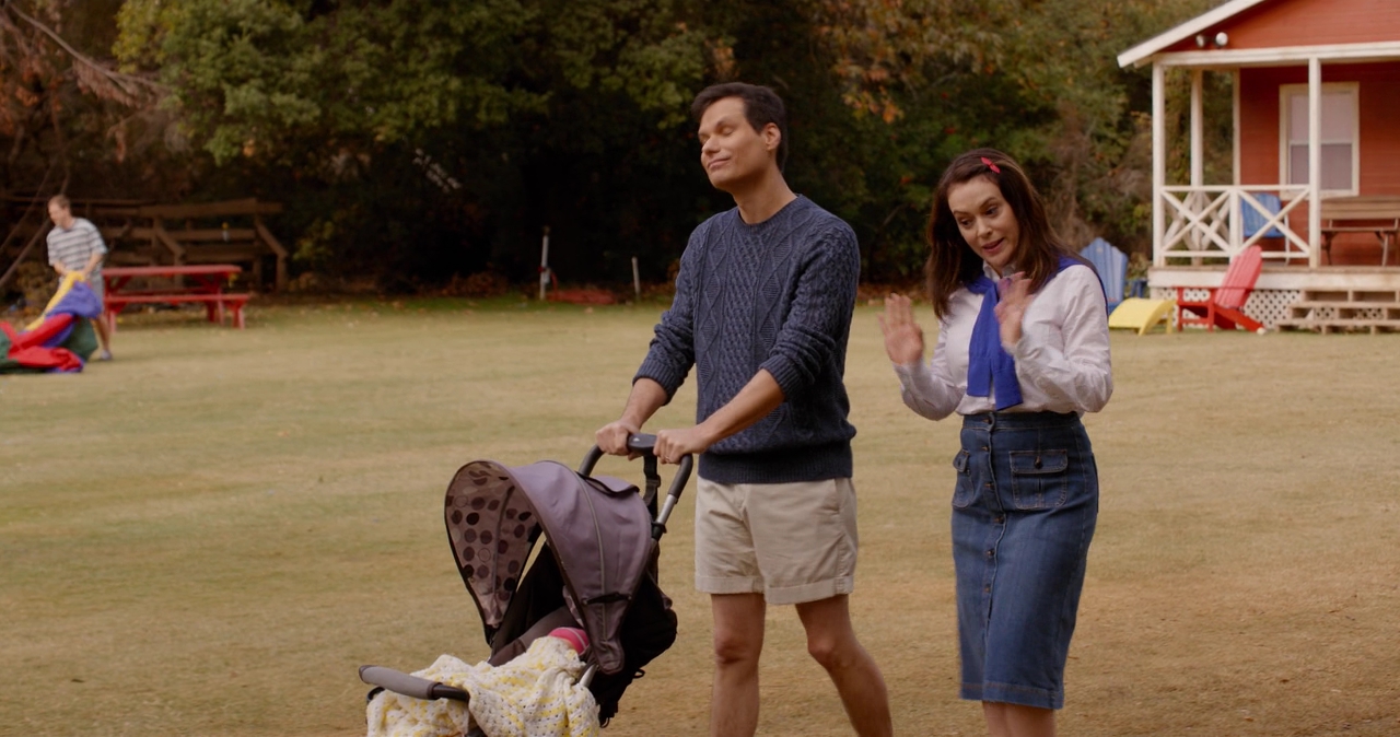 Charmed-Online-dot-nl_WetHotAmericanSummer10YearsLater-1x02Softball0238.jpg