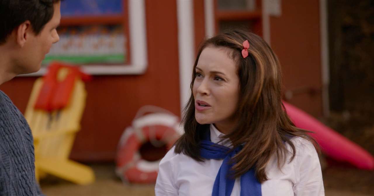 Charmed-Online-dot-nl_WetHotAmericanSummer10YearsLater-1x02Softball0244.jpg