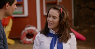 Charmed-Online-dot-nl_WetHotAmericanSummer10YearsLater-1x02Softball0245.jpg