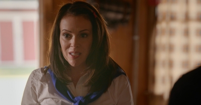 Charmed-Online-dot-nl_WetHotAmericanSummer10YearsLater-1x02Softball0731.jpg