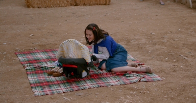 Charmed-Online-dot-nl_WetHotAmericanSummer10YearsLater-1x04Lunch0423.jpg