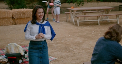 Charmed-Online-dot-nl_WetHotAmericanSummer10YearsLater-1x04Lunch0542.jpg