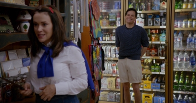 Charmed-Online-dot-nl_WetHotAmericanSummer10YearsLater-1x04Lunch0676.jpg