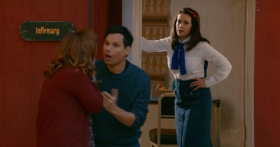 Charmed-Online-dot-nl_WetHotAmericanSummer10YearsLater-1x05KingOfCamp0202.jpg