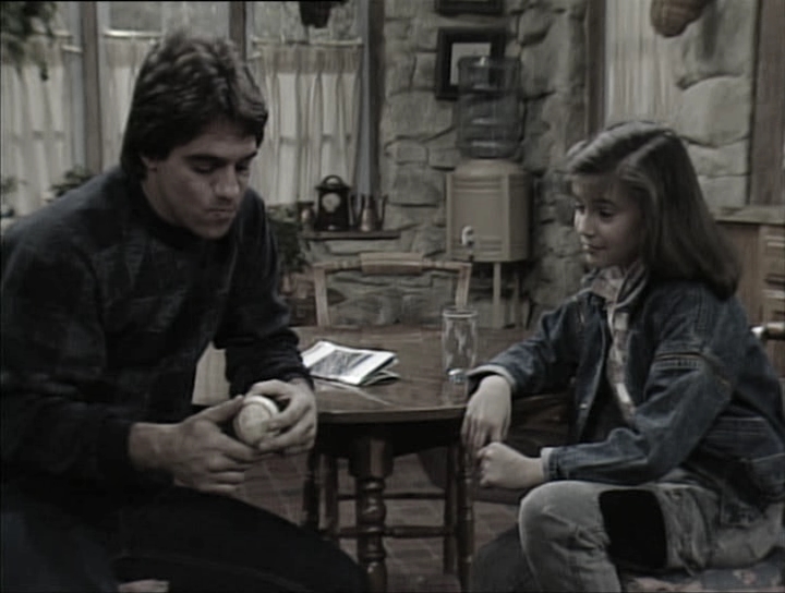 charmed-online_dot_nl-WhosTheBoss1x21-1115.jpg charmed-online_dot_nl-WhosTheBoss1x21-1115.jpg