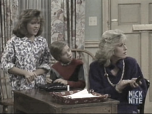 charmed-online_dot_nl-WhosTheBoss2x16-0063.jpg charmed-online_dot_nl-WhosTheBoss2x16-0063.jpg