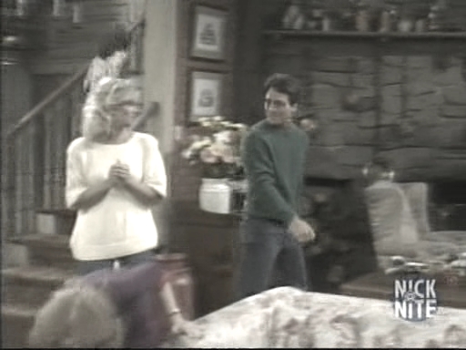 Charmed-online_dot_nl-WhosTheBoss3x03-1050.jpg Charmed-online_dot_nl-WhosTheBoss3x03-1050.jpg