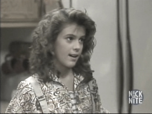 Charmed-online_dot_nl-WhosTheBoss3x03-1112.jpg Charmed-online_dot_nl-WhosTheBoss3x03-1112.jpg