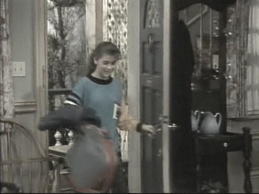 Charmed-online_dot_nl-WhosTheBoss3x10-0443.jpg Charmed-online_dot_nl-WhosTheBoss3x10-0443.jpg