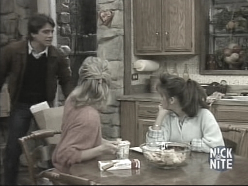 Charmed-online_dot_nl-WhosTheBoss3x19-1726.jpg Charmed-online_dot_nl-WhosTheBoss3x19-1726.jpg