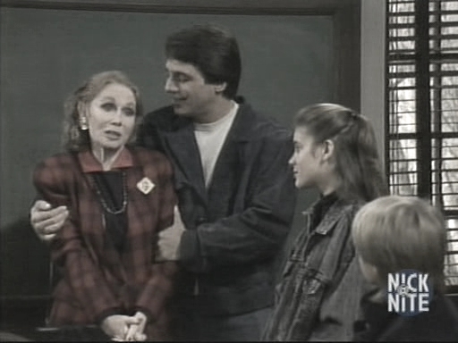 Charmed-online_dot_nl-WhosTheBoss4x17-0167.jpg Charmed-online_dot_nl-WhosTheBoss4x17-0167.jpg