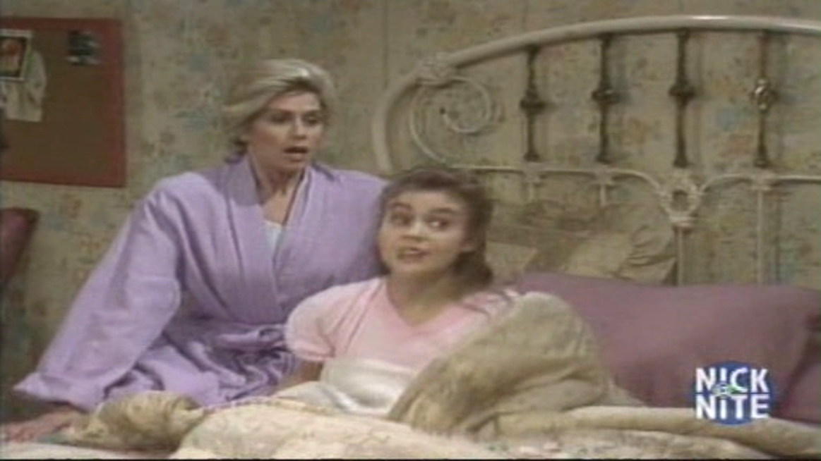 Charmed-Online_dot_nl_WhosTheBoss4x18-0617.jpg Charmed-Online_dot_nl_WhosTheBoss4x18-0617.jpg