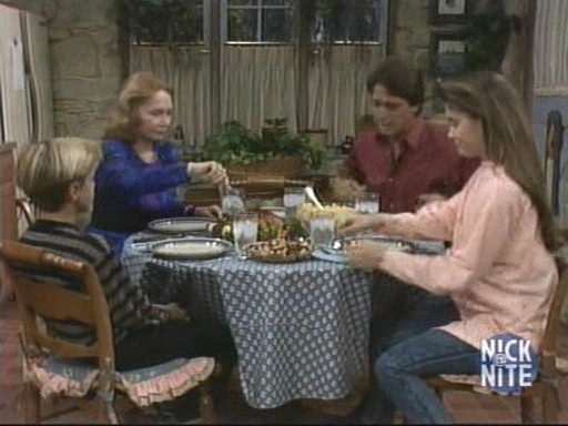 Charmed-Online_dot_nl_WhosTheBoss5x05-0014.jpg Charmed-Online_dot_nl_WhosTheBoss5x05-0014.jpg