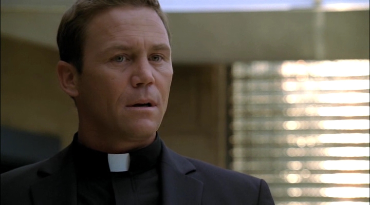 Charmed-Online-dot-NL-Castle3x03-1175.jpg