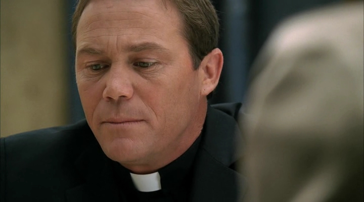 Charmed-Online-dot-NL-Castle3x03-1348.jpg
