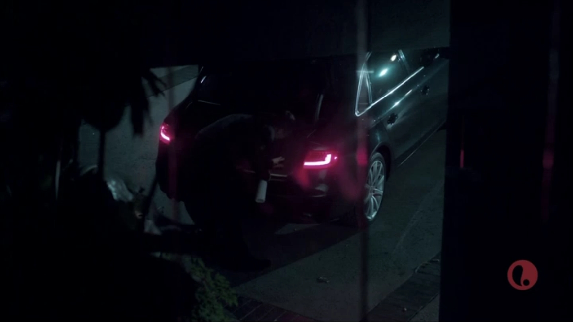 Charmed-Online-dot-NL-HisDoubleLife1530.jpg Charmed-Online-dot-NL-HisDoubleLife1530.jpg