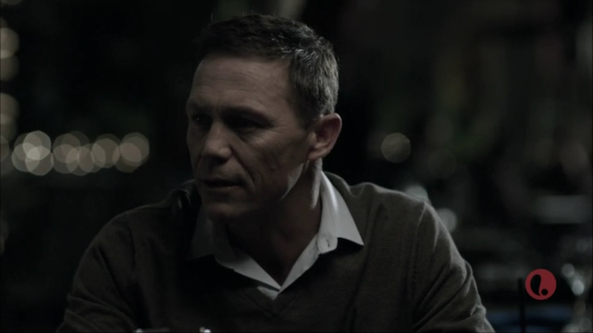 Charmed-Online-dot-NL-HisDoubleLife2472.jpg Charmed-Online-dot-NL-HisDoubleLife2472.jpg