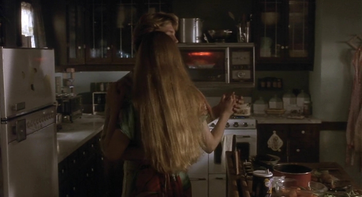 Charmed-Online_dot_nl-Sleepwalkers0480.jpg