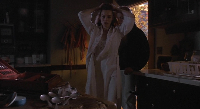 Charmed-Online_dot_nl-Sleepwalkers0964.jpg
