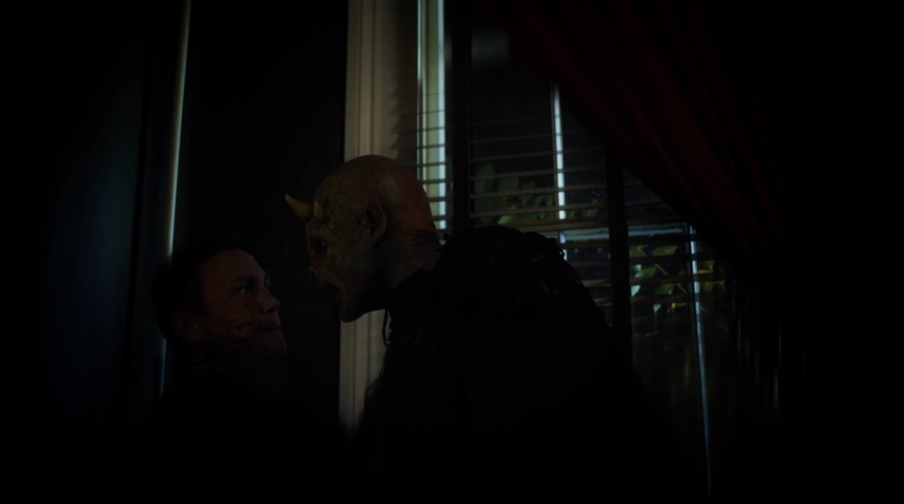 Charmd-Online-dot-nl_TheDemonologist1090.jpg