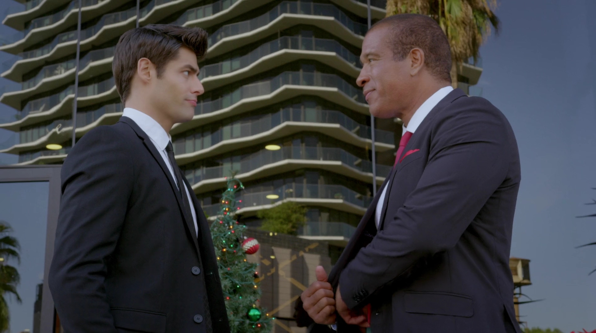 Charmed-Online-dot-nl_ChristmasMatchmakers4807.jpg