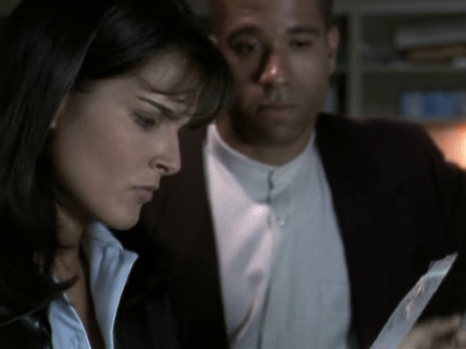 Charmed-Online-dot-NL-BaywatchNights2x02-0234.jpg