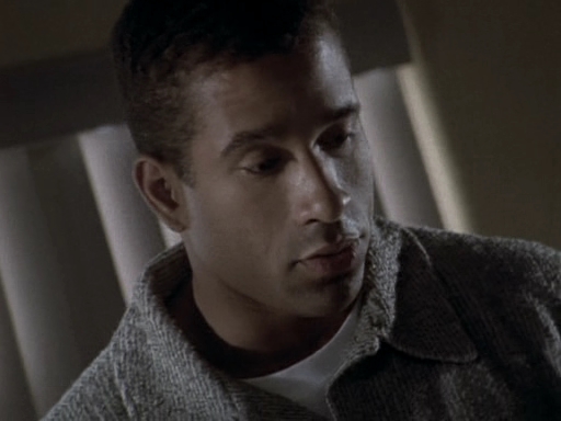 Charmed-Online-dot-NL-BaywatchNights2x17-0705.jpg Charmed-Online-dot-NL-BaywatchNights2x17-0705.jpg